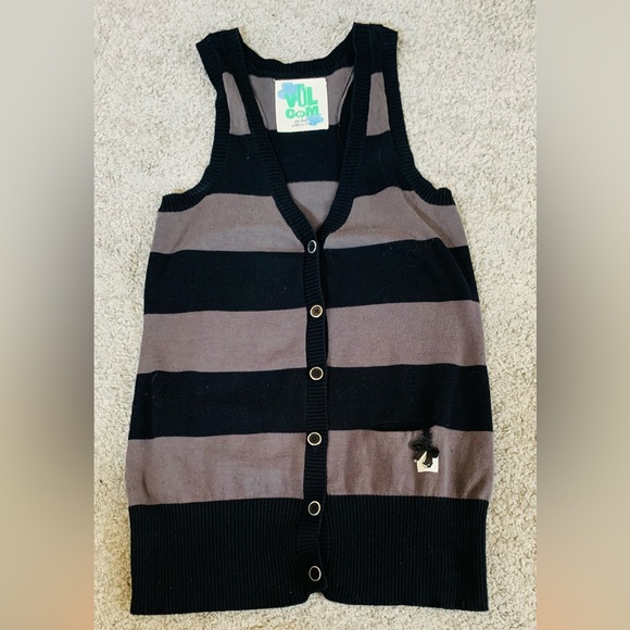Volcom knit button down sweater vest-size M - Picture 2 of 9